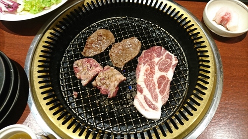 1���E�u���[�����̉��y������̍����ē��I